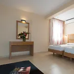 فندق Amaryllis Front لاردوس