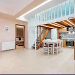 Amaryllis Front Hotel 3*