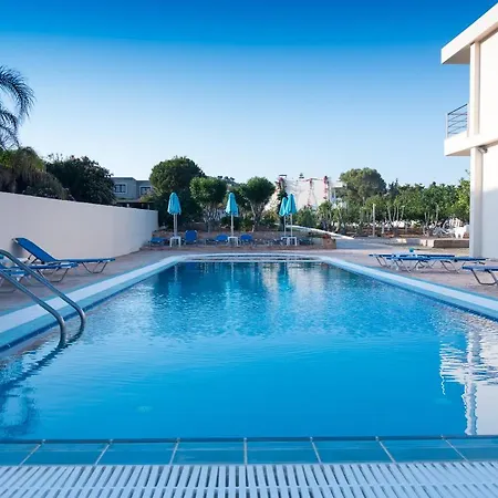 Hotel Amaryllis Front