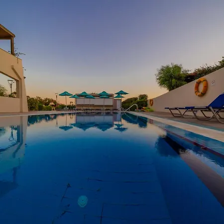 Hotel Amaryllis Front 3*