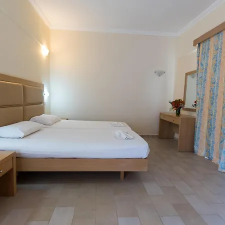Hotel Amaryllis Front