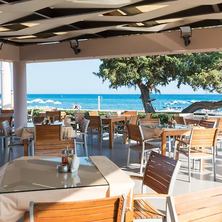 Hotel Amaryllis Front 3*