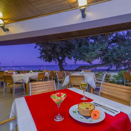 Amaryllis Front 3* Lardos