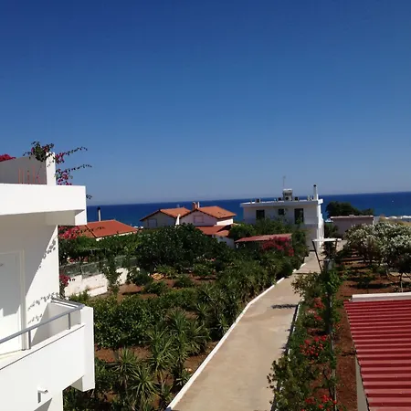 Amaryllis Front 3* Lardos