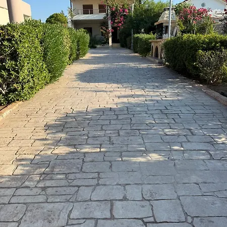 호텔 Amaryllis Front 라도스