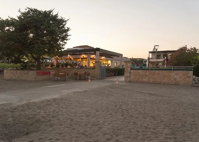 Amaryllis Front 호텔 라도스