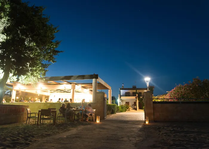 Hotel Amaryllis Front