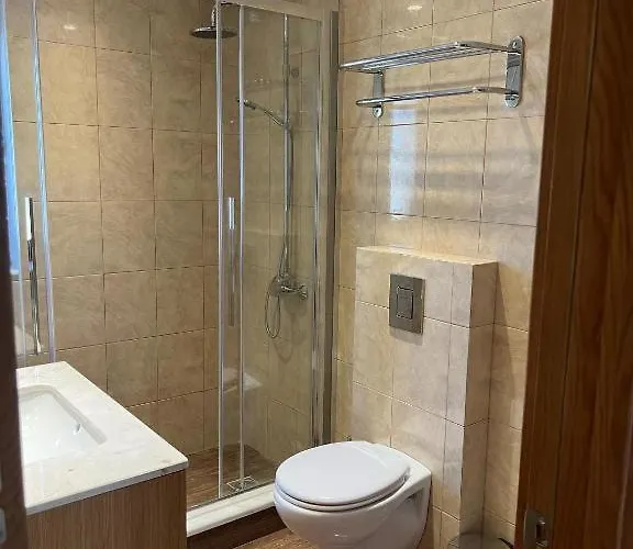 Amaryllis Front 3* Lardos