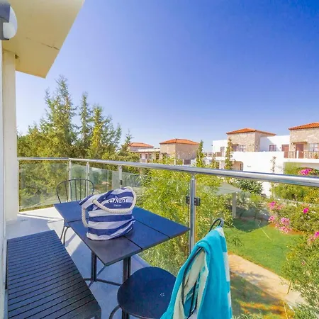 Hotel Amaryllis Front