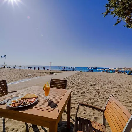 Hotel Amaryllis Front 3*