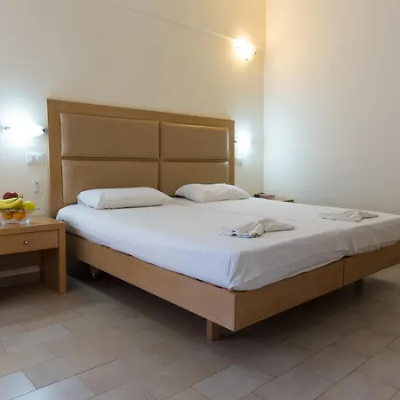 Amaryllis Front 3* Lardos