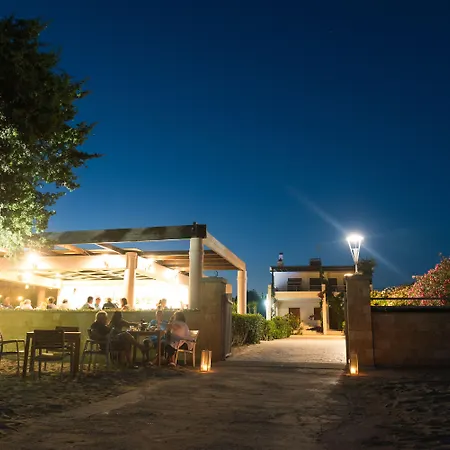 Hotel Amaryllis Front