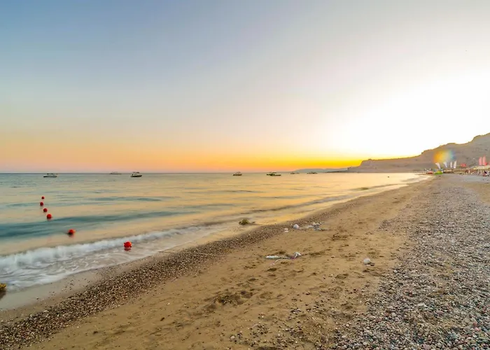 Hotel Amaryllis Front 3*